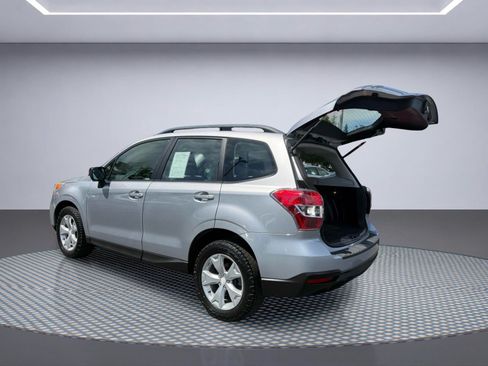 Used 2015 Subaru Forester 2.5i w/ Alloy Wheel Package AWD/4WD image 9