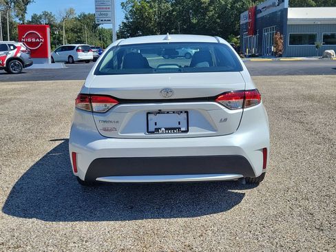 Used 2022 Toyota Corolla LE FWD image 10