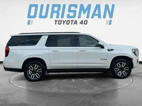 Used 2023 GMC Yukon XL AT4 w/ AT4 Premium Package image 7