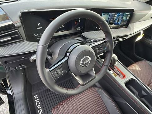 New 2026 Nissan Kicks SR image 10