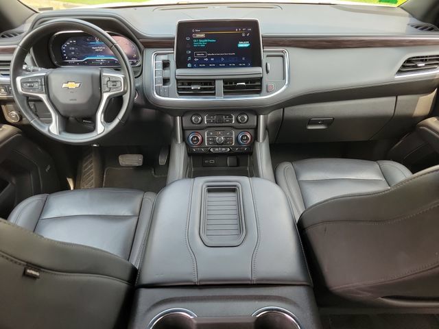 Used 2024 Chevrolet Suburban LT RWD image 10