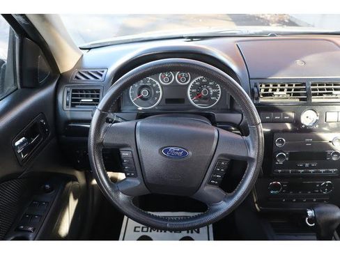 Used 2009 Ford Fusion SEL image 12