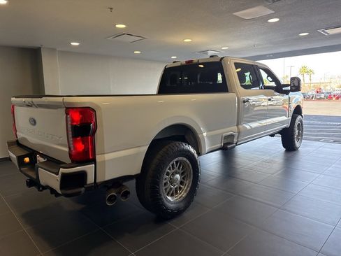 Used 2023 Ford F250 Lariat w/ Tow Technology Package image 8