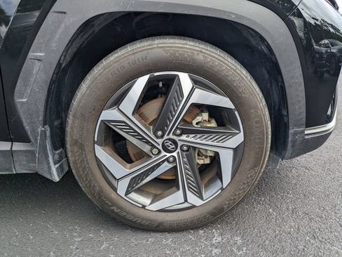 Certified 2024 Hyundai Tucson SEL w/ Convenience Package FWD image 11