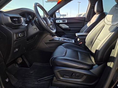 Used 2024 Ford Explorer ST w/ Equipment Group 401A image 4