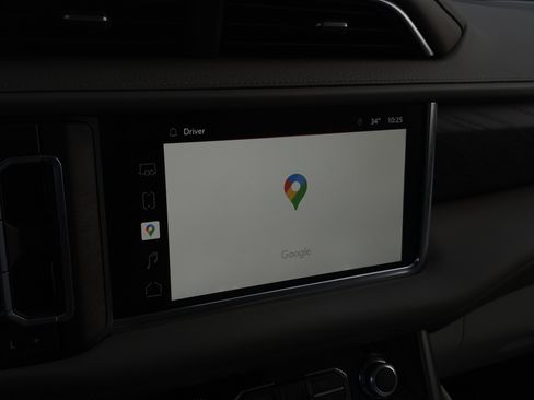 Used 2022 GMC Yukon Denali w/ Denali Ultimate Package image 19