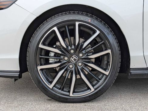 Certified 2023 Honda Accord Touring image 13