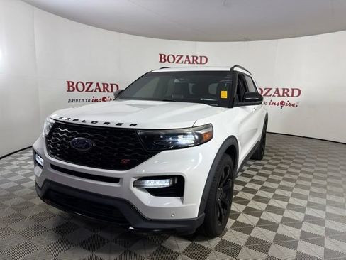 Used 2020 Ford Explorer ST w/ ST Street Pack AWD/4WD image 4