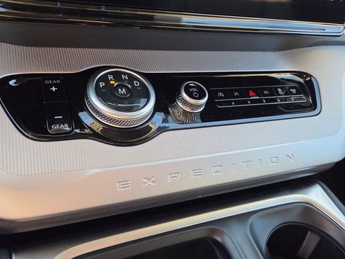 New 2026 Ford Expedition Active RWD image 20