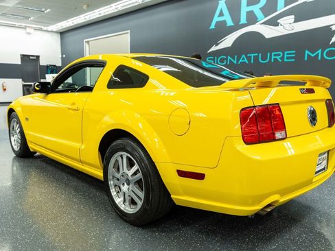 Used 2005 Ford Mustang GT Premium image 6