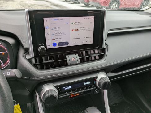 Used 2023 Toyota RAV4 LE image 11