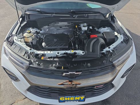 Used 2023 Chevrolet TrailBlazer RS w/ Sun and Liftgate Package image 23