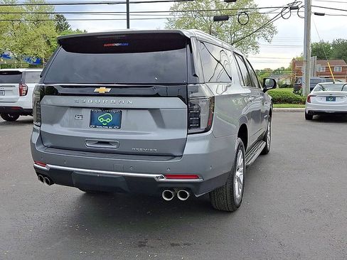 Certified 2025 Chevrolet Suburban Premier w/ Sun And Tow Package AWD/4WD image 2