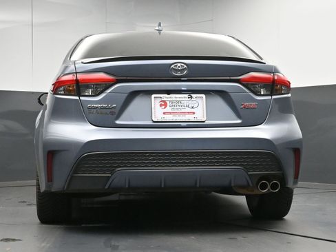 Used 2020 Toyota Corolla XSE image 28