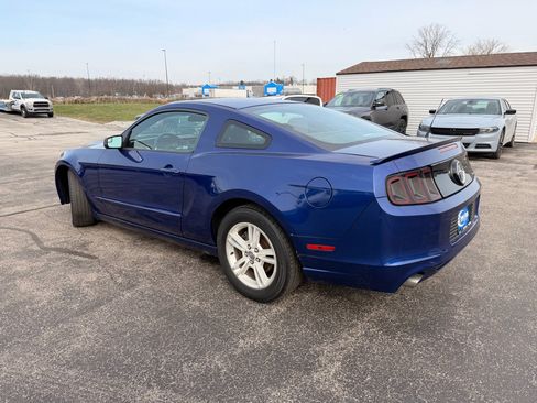 Used 2014 Ford Mustang Coupe image 4