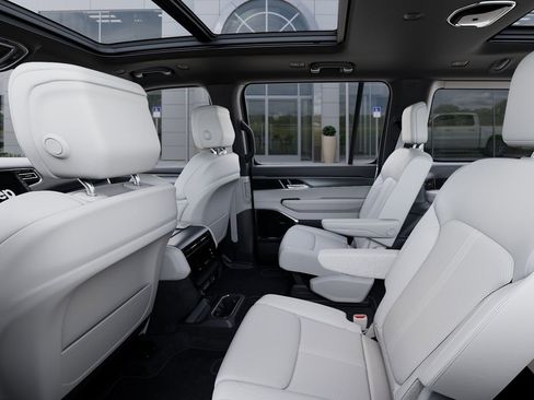New 2026 Jeep Grand Wagoneer Limited AWD/4WD image 23