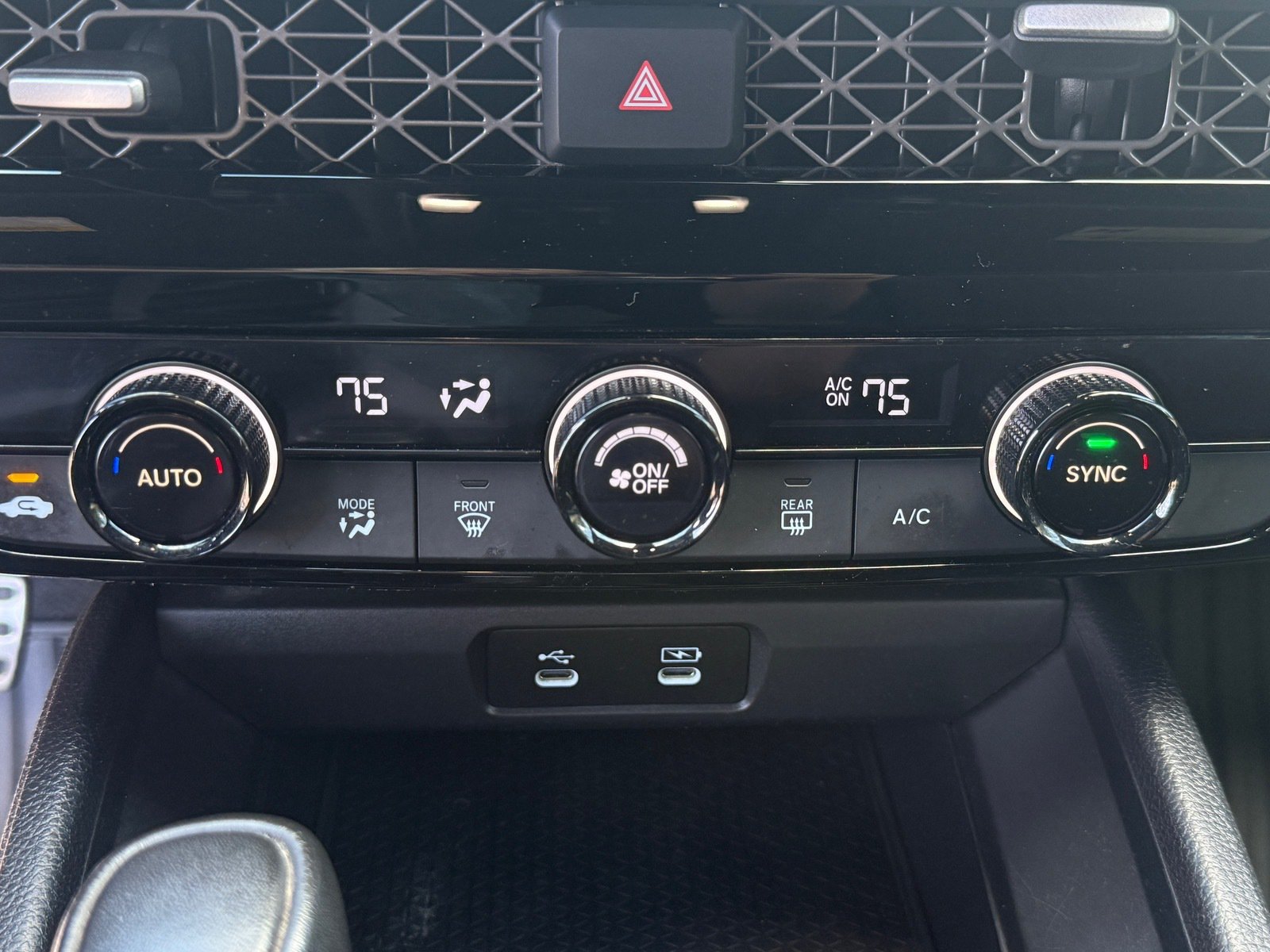 Certified 2024 Honda Accord Sport image 29