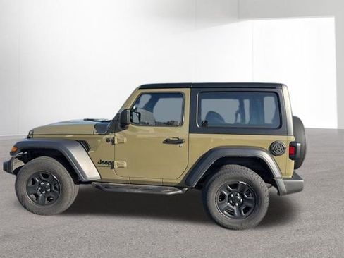 Used 2025 Jeep Wrangler Sport AWD/4WD image 8