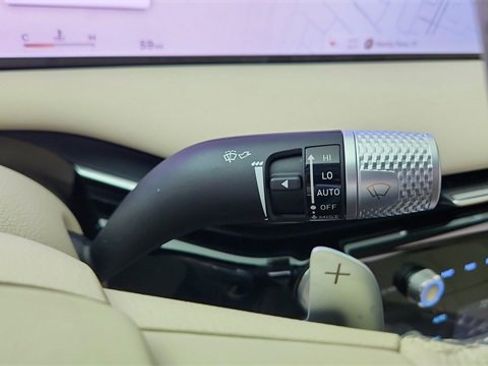 Used 2025 Genesis G80 2.5T Sport Prestige image 41