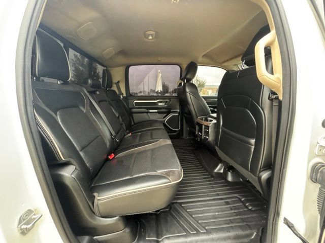 Used 2019 RAM 1500 Laramie AWD/4WD image 31