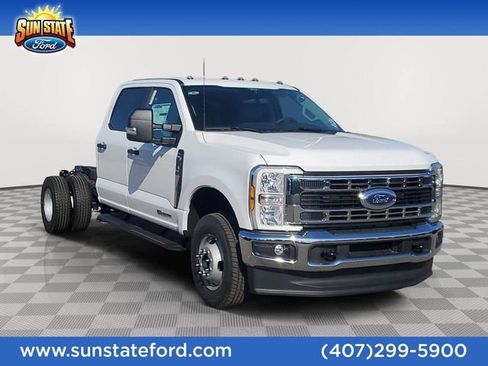 New 2026 Ford F350 XL w/ XL Chrome Package image 1