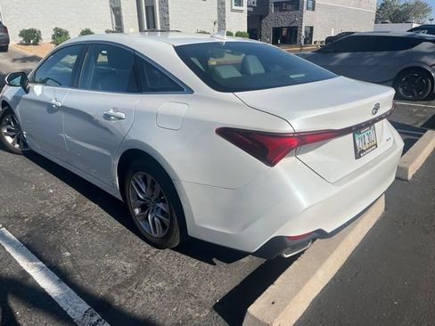 Used 2020 Toyota Avalon XLE FWD image 6