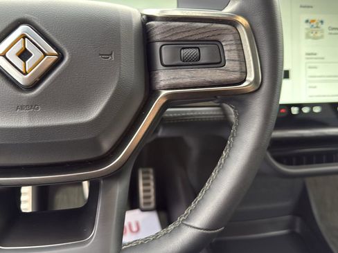 Used 2022 Rivian R1T Adventure image 16