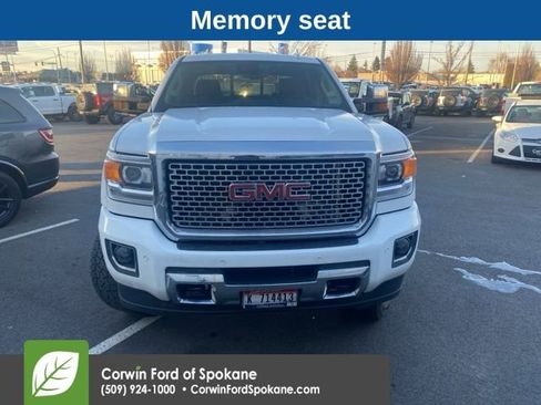 Used 2017 GMC Sierra 2500 Denali w/ Suspension Package, Off-Road image 9