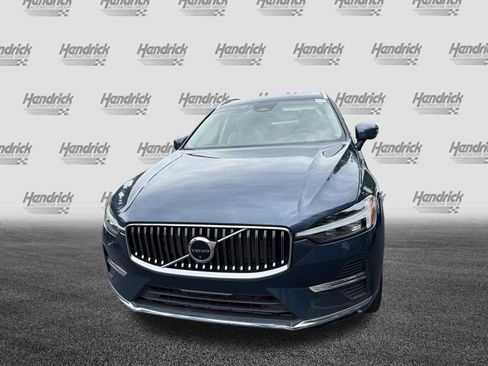 Certified 2023 Volvo XC60 B5 Plus w/ Climate Package AWD/4WD image 3