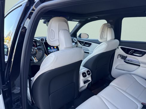 Certified 2026 Mercedes-Benz GLC 300 image 32