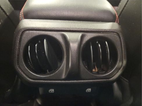 Used 2021 Jeep Wrangler Unlimited Rubicon AWD/4WD image 21