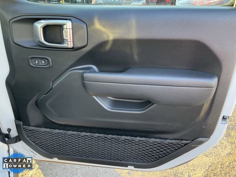 Used 2022 Jeep Wrangler Unlimited Rubicon 4xe w/ Cold Weather Group image 69