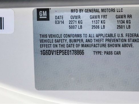 Used 2014 Cadillac CTS V w/ Wood Trim Package image 28