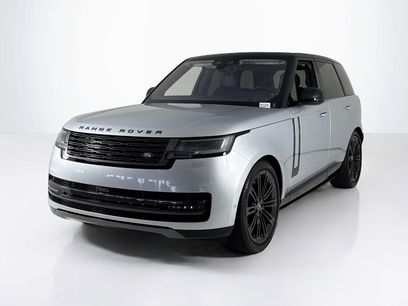 Used 2023 Land Rover Range Rover SE