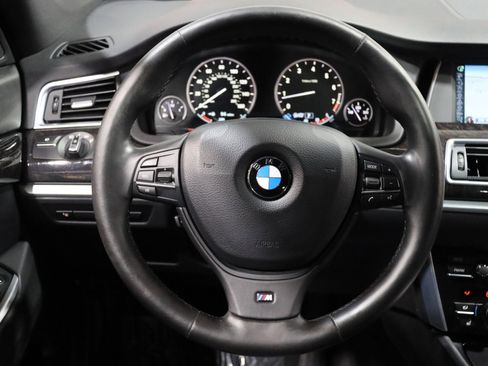 Used 2013 BMW 550i Gran Turismo xDrive image 50