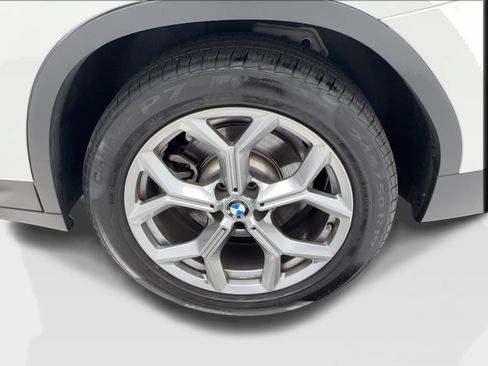 Used 2024 BMW X3 sDrive30i w/ Premium Package RWD image 12