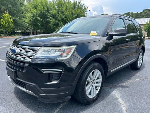 Used 2018 Ford Explorer XLT AWD/4WD image 63
