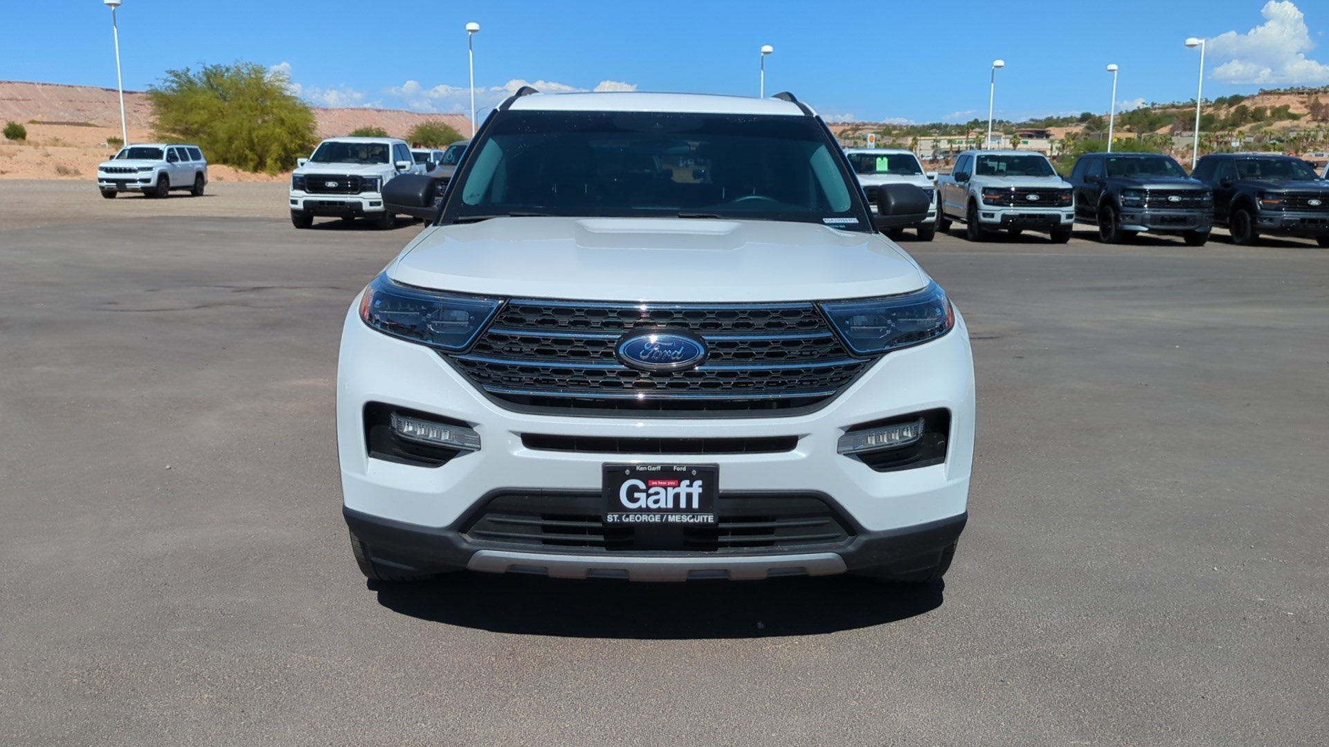 Used 2024 Ford Explorer XLT w/ Equipment Group 202A RWD image 11
