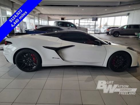 Used 2024 Chevrolet Corvette Z06 image 36