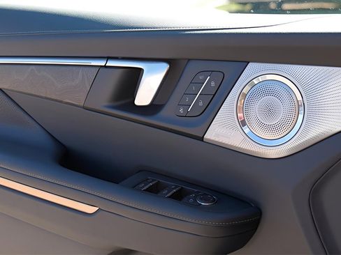 New 2026 Buick Enclave Avenir w/ Super Cruise Package image 14