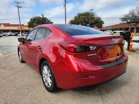 Used 2016 MAZDA MAZDA3 i Grand Touring image 3