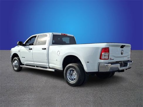 Used 2022 RAM 3500 Big Horn image 6