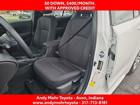 Used 2025 Toyota Corolla LE image 9