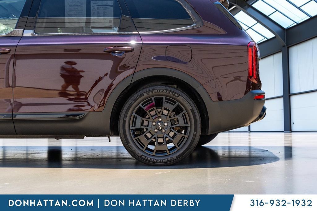 Used 2022 Kia Telluride SX AWD/4WD image 35