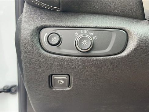 New 2025 Chevrolet Blazer LT w/ Redline Edition image 27