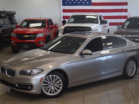 Used 2014 BMW 528i Sedan RWD image 11
