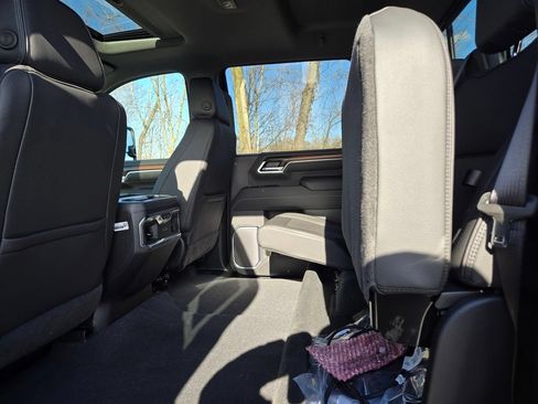 New 2026 GMC Sierra 3500 Denali w/ Denali Reserve Package AWD/4WD image 21