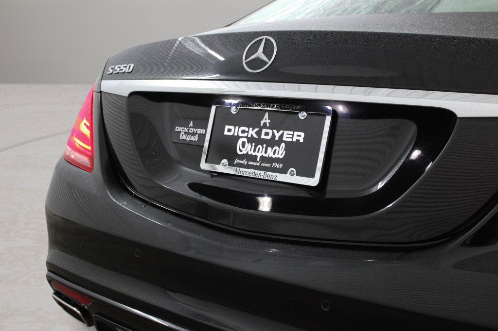 Used 2017 Mercedes-Benz S 550 Sedan image 32