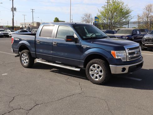 Used 2014 Ford F150 XLT w/ Equipment Group 302A Luxury image 13
