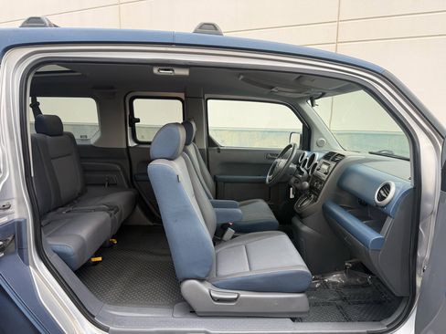 Used 2005 Honda Element EX image 24